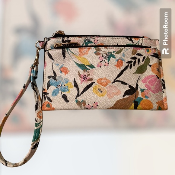 a new day Handbags - A New Day Two pocket floral wristlet wallet